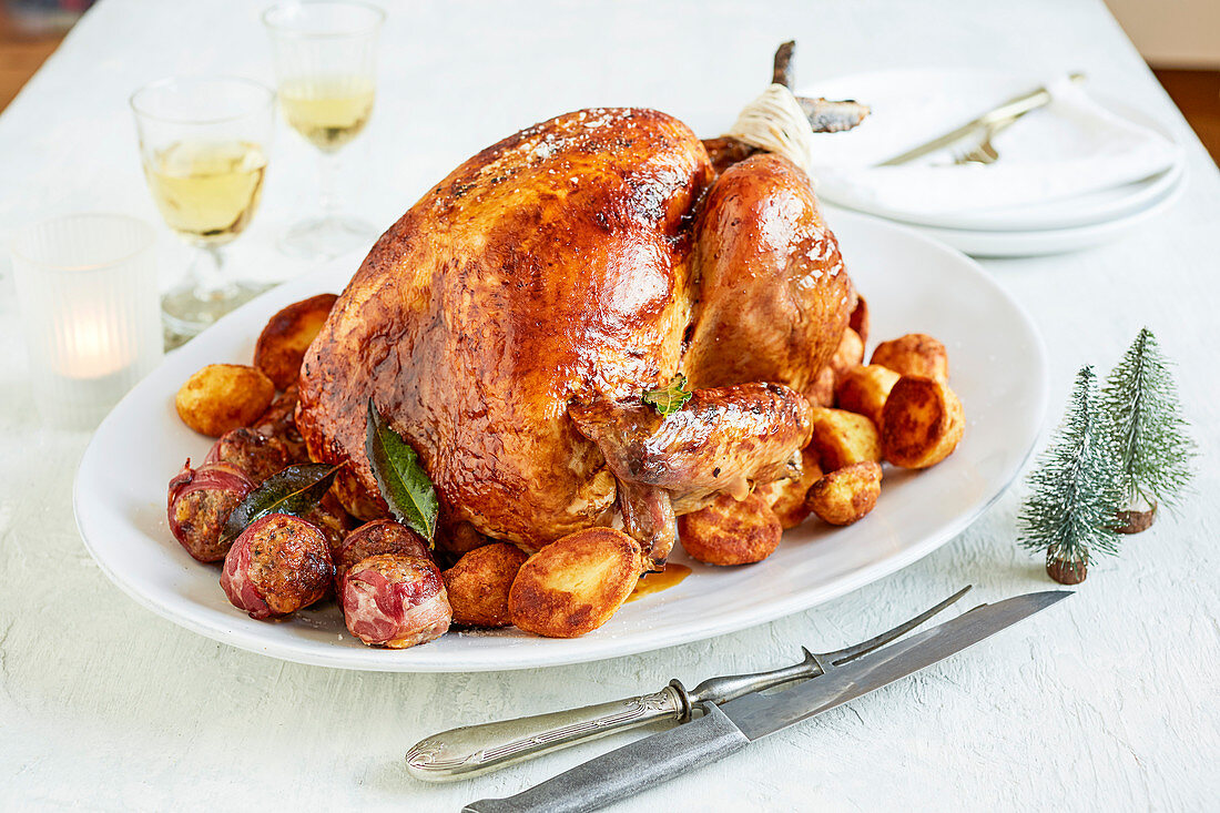 Pembrokeshire bronze free-range turkey deluxe apricot and white stilton stuffing