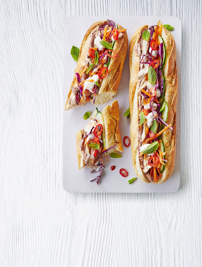 Einfache Banh Mi Sandwiches mit Putenfleisch