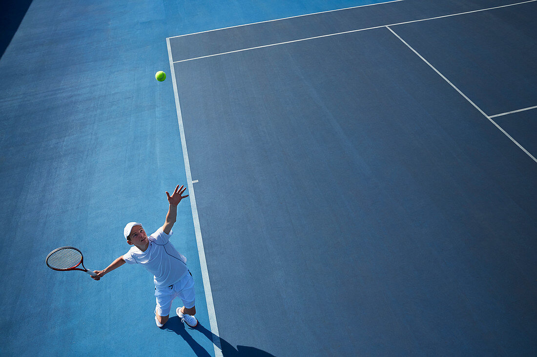 Overhead view tennis player playing tennis