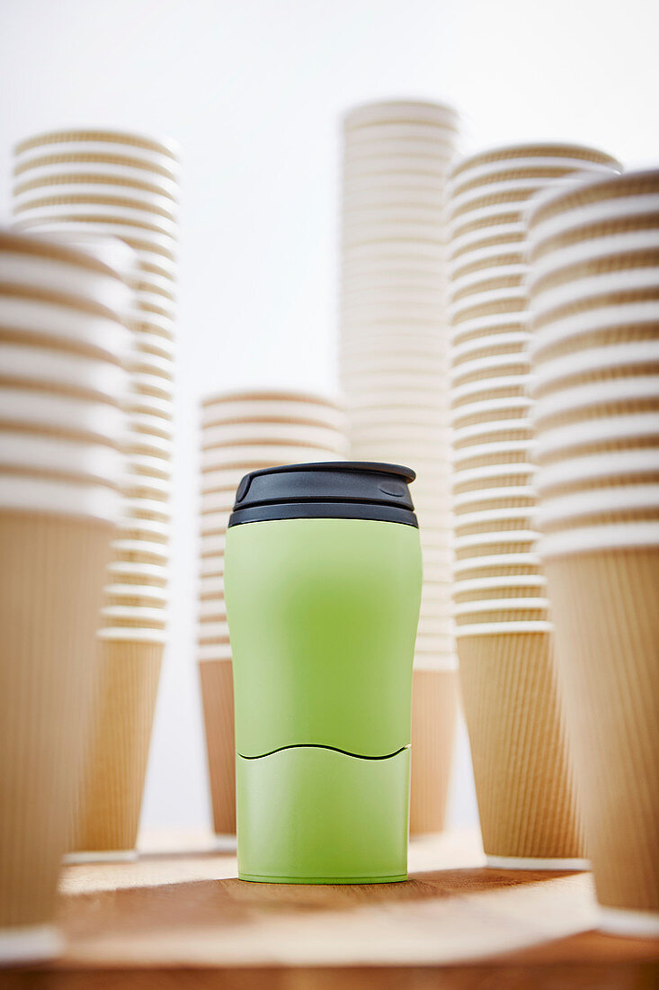 Green insulated drink container