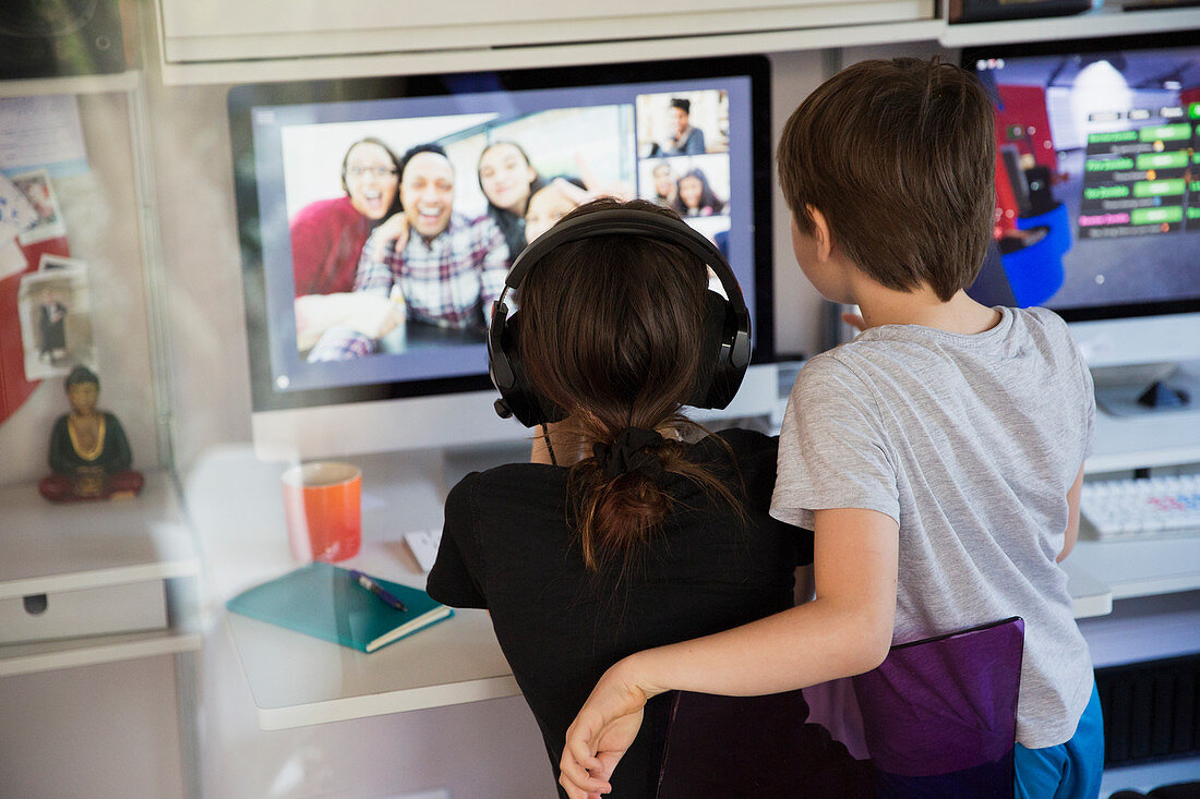 Kids video conferencing with friends