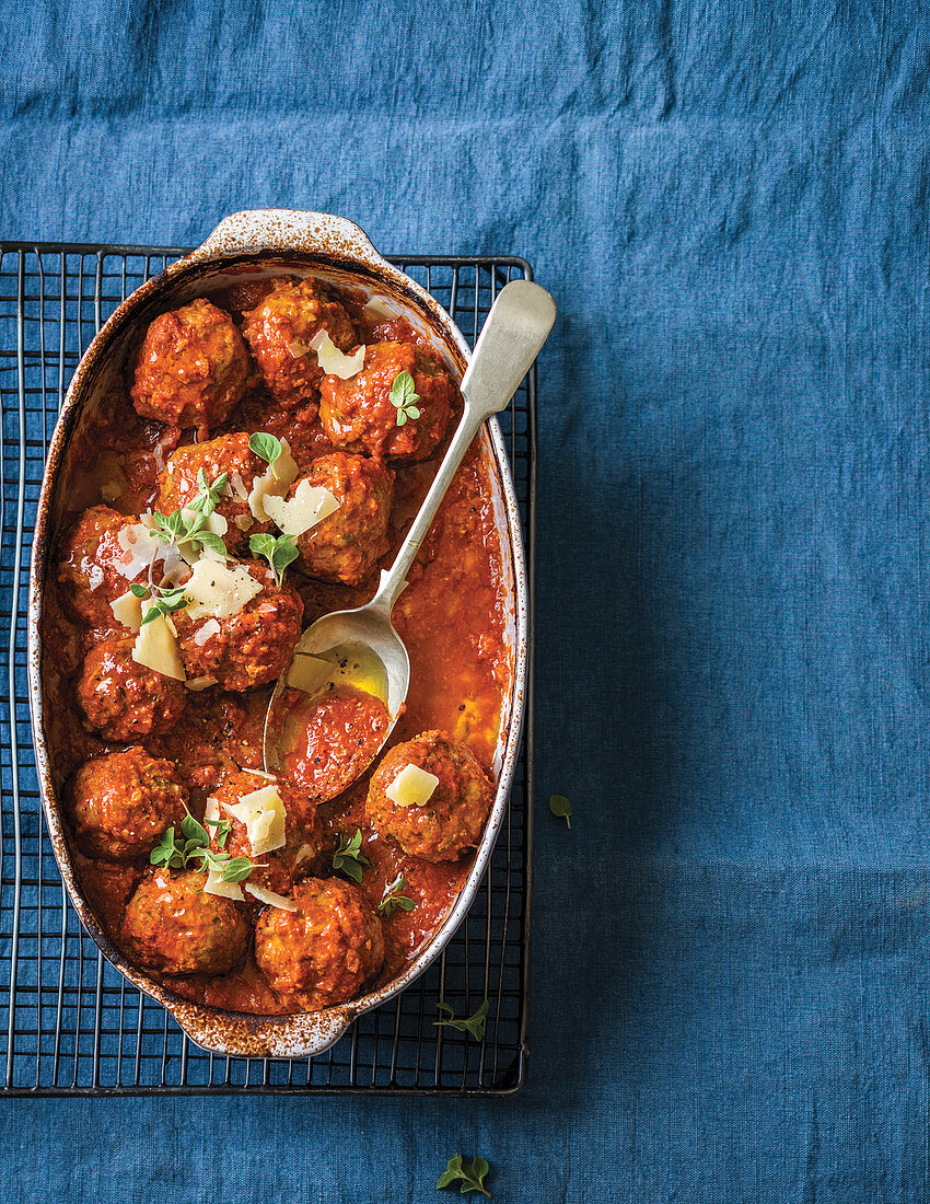 Fleischbällchen in Tomatensauce