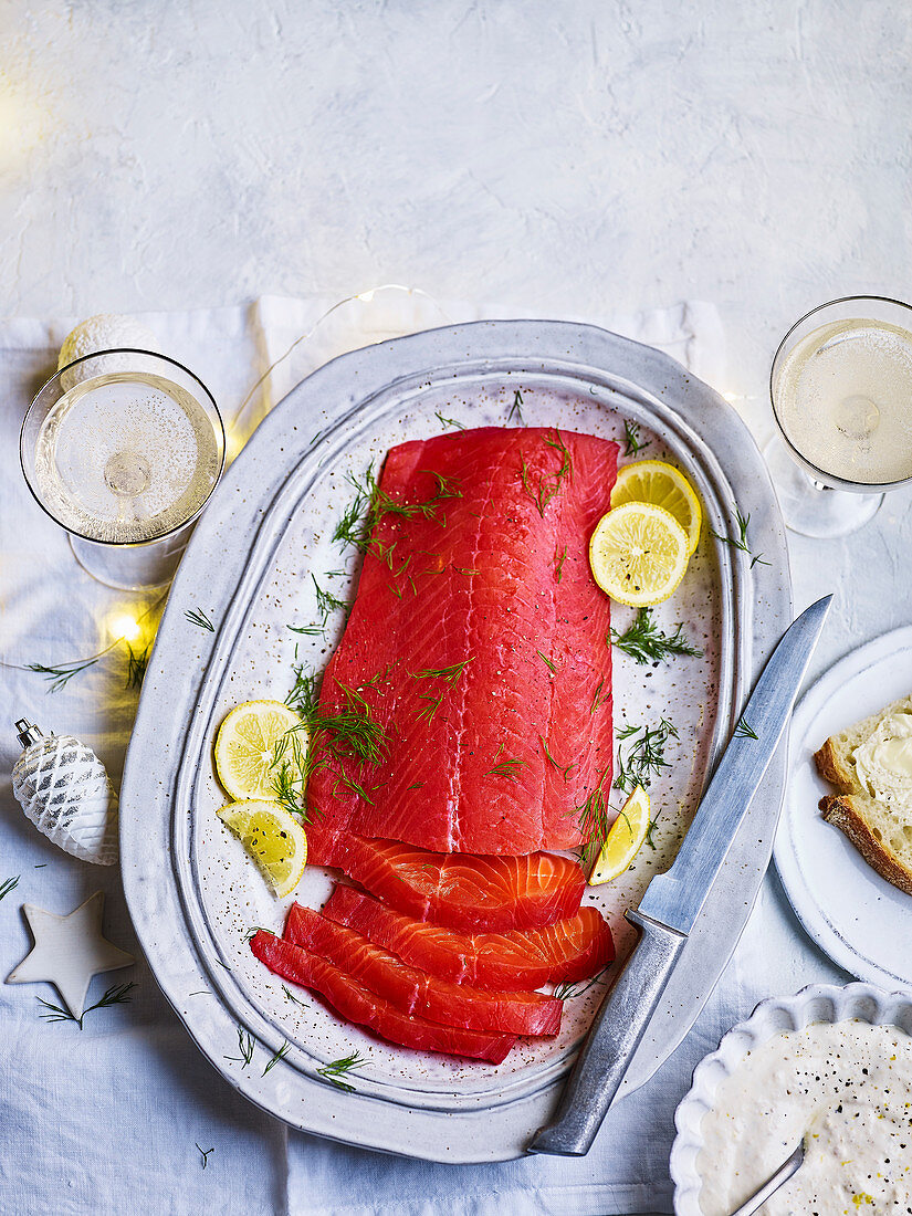 Gebeizter Cranberry-Lachs zu Weihnachten