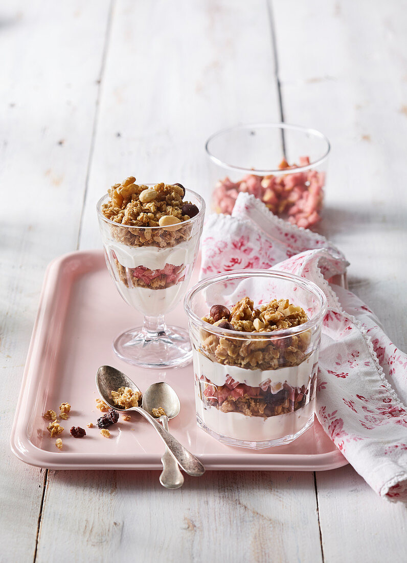 Homemade honey and hazelnut granola