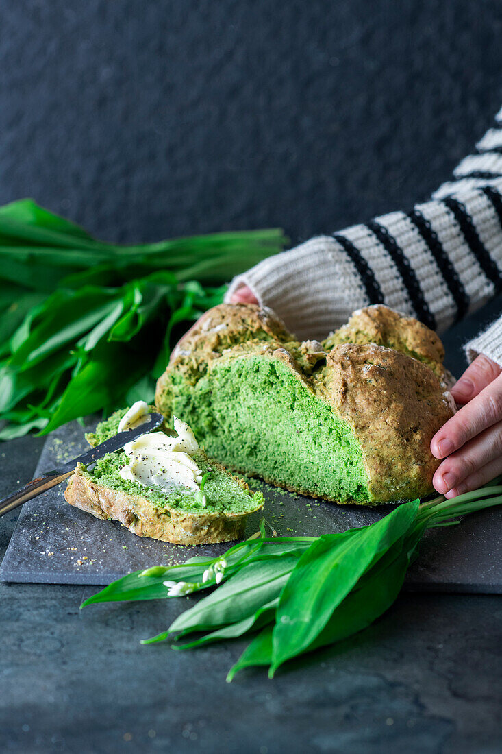 Bärlauch-Soda-Brot