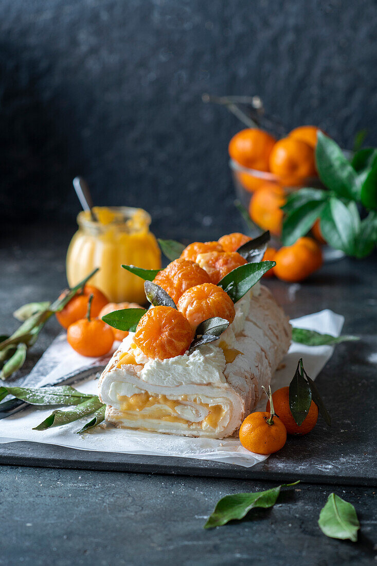 Tangerine meringue roll