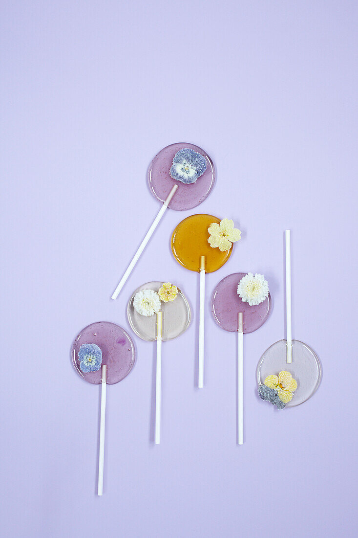 Lollies decorated with edible flowers