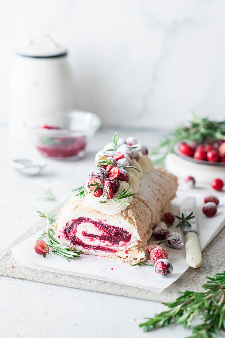 Cranberry meringue roll