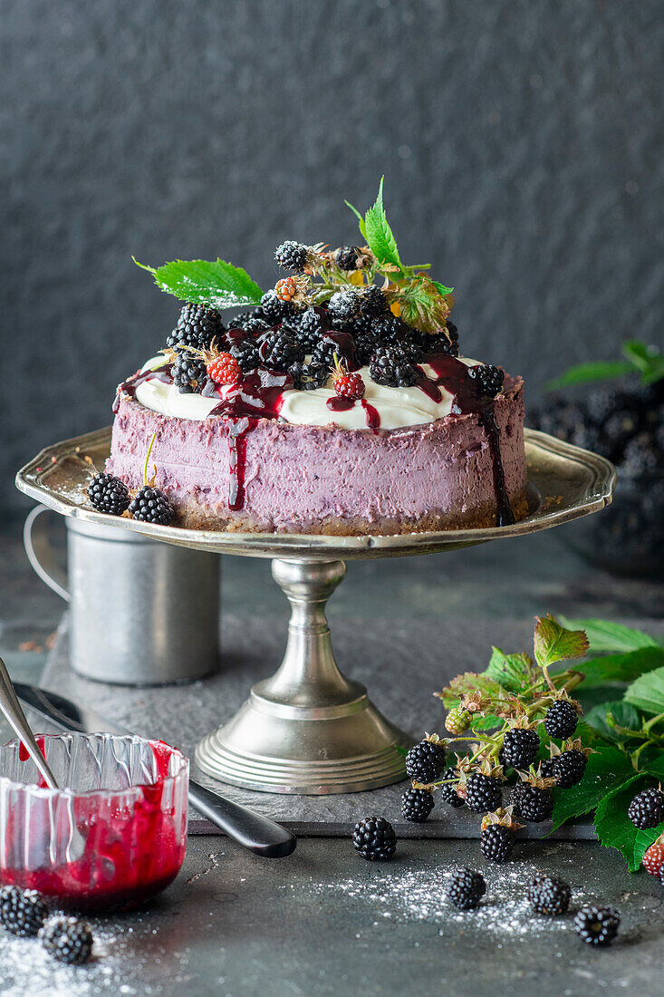 Blackberry cheesecake