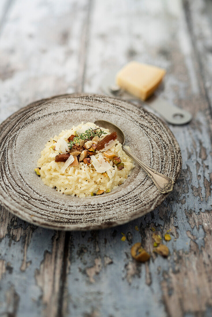 Risotto with Tyrolean mountain cheese, chestnuts and balsamic shallots (vegetarian)