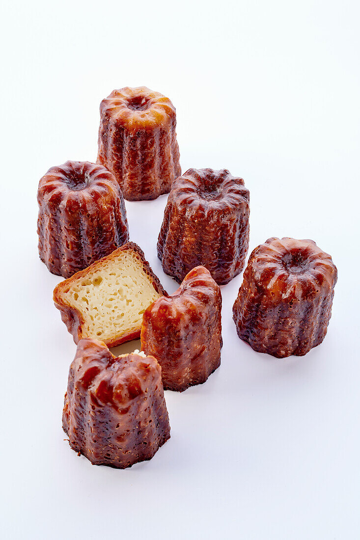 Cannele (French pastry)