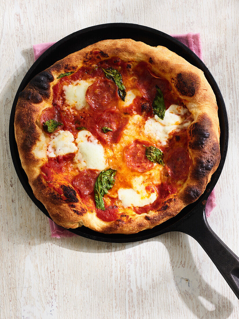 Pan-fried pepperoni pizza