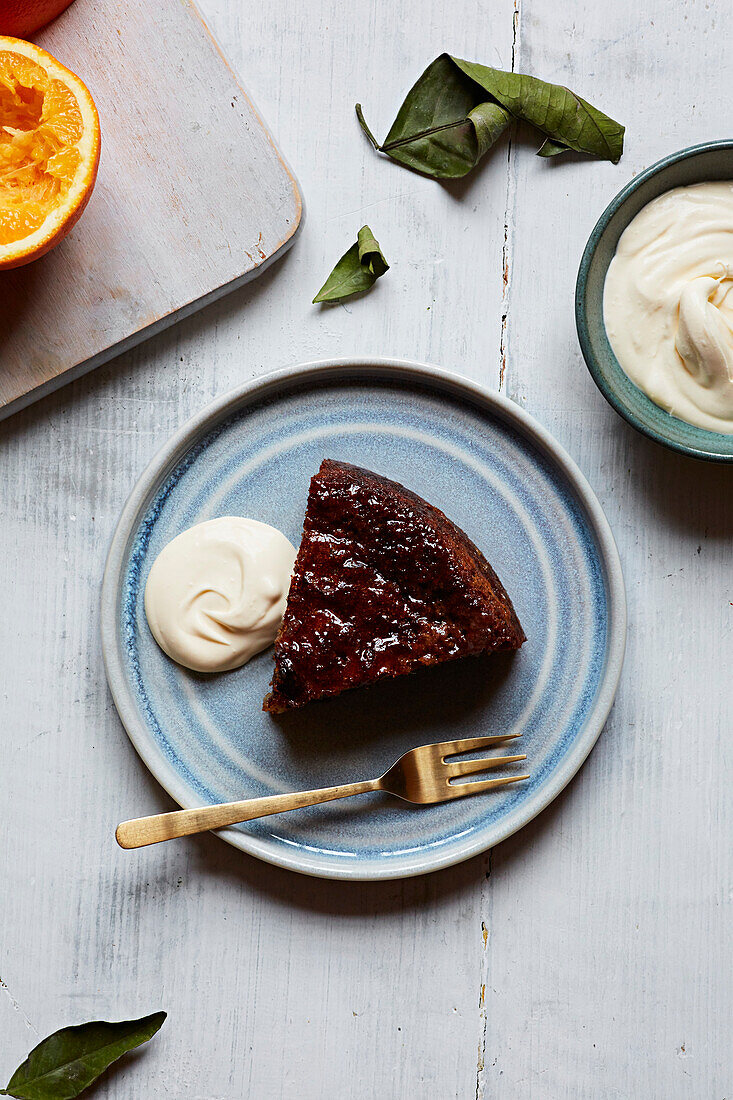 Orange Walnut Cake with Cinnamon, Cardamom and Ginger