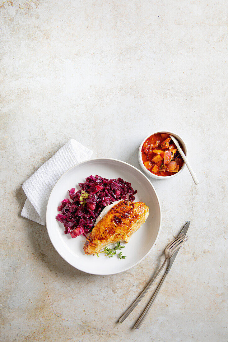Farmer's chicken with red cabbage and carrots