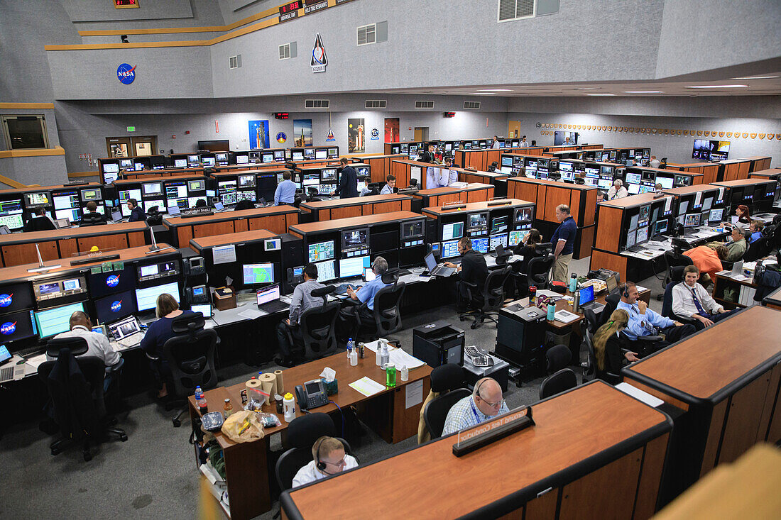 Artemis I Launch Control Center during countdown