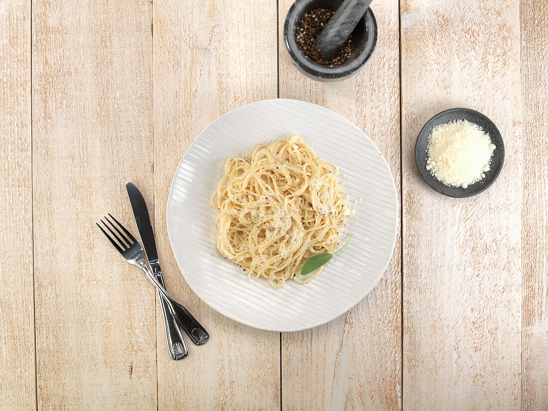 Spaghetti Cacio e Pepe