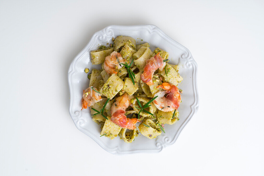 Calamarata (Italian pasta) with shrimp