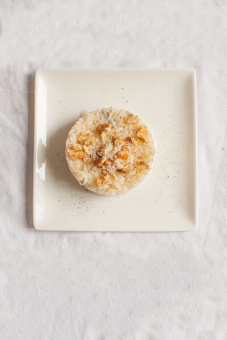 Risotto with walnuts and Castelmagno cheese
