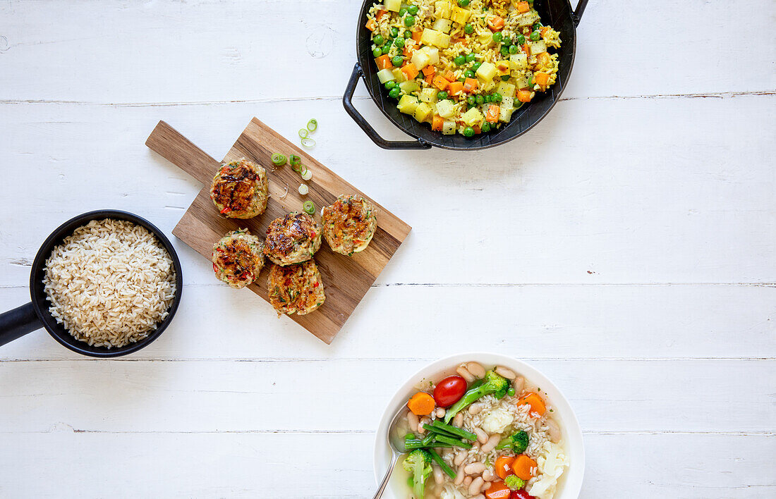 Vier gesunde Reisgericht