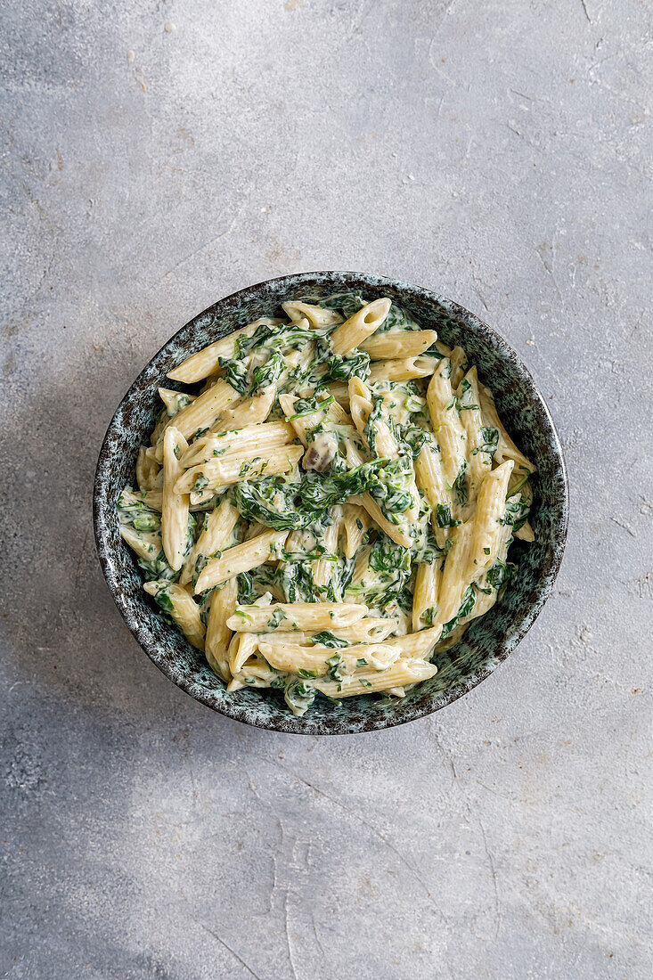 Spinat-Penne mit Cashewcreme