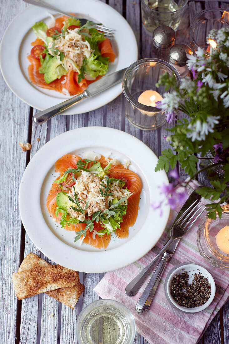 Smoked salmon salad with crab dressing