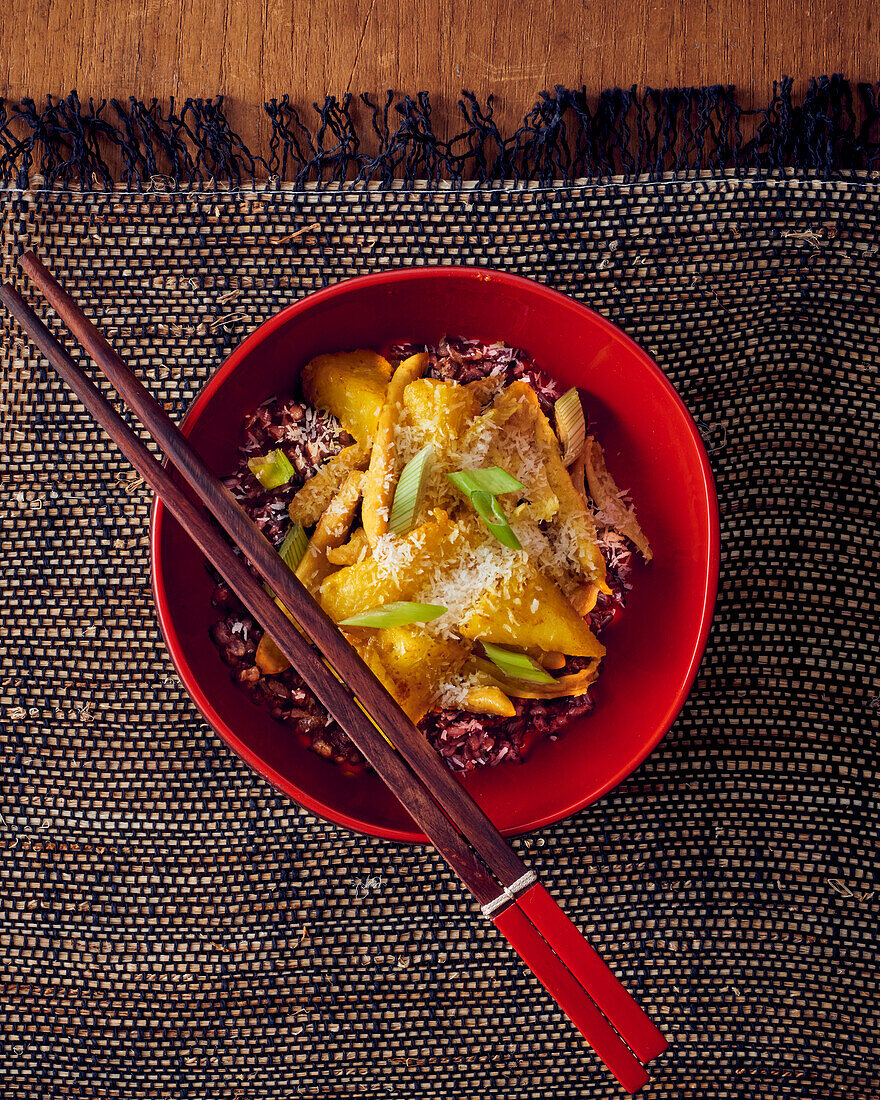 Hähnchencurry mit Ananas und Reis
