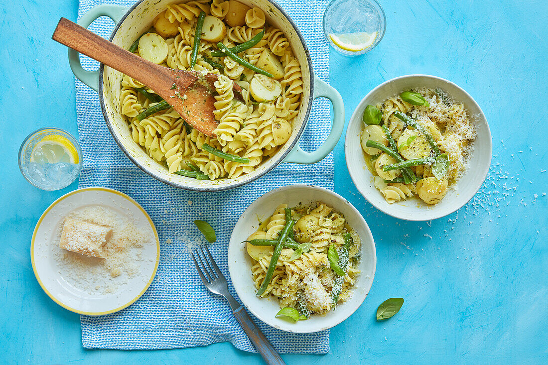 One Pot Pasta with green beans, potatoes, and pesto