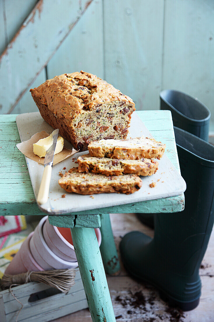 Zucchini cake with walnuts and golden raisins