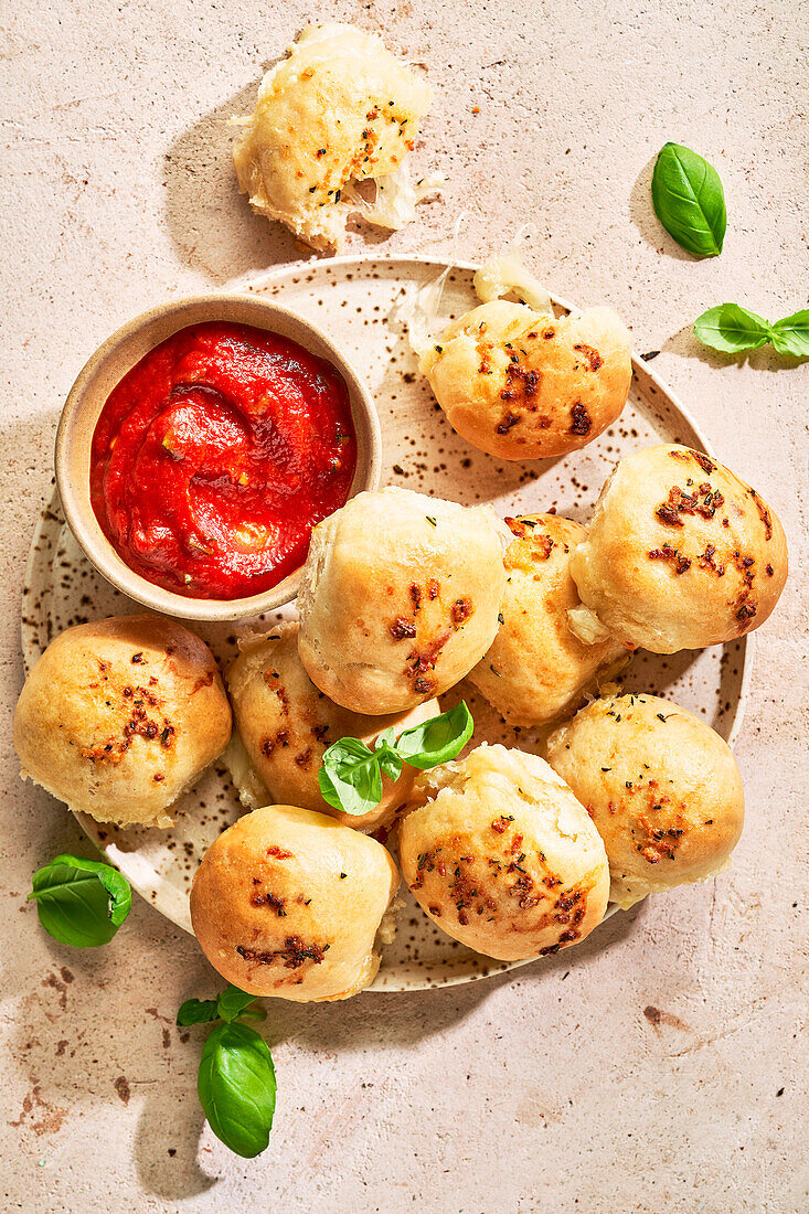 Cheese and garlic rolls with dip