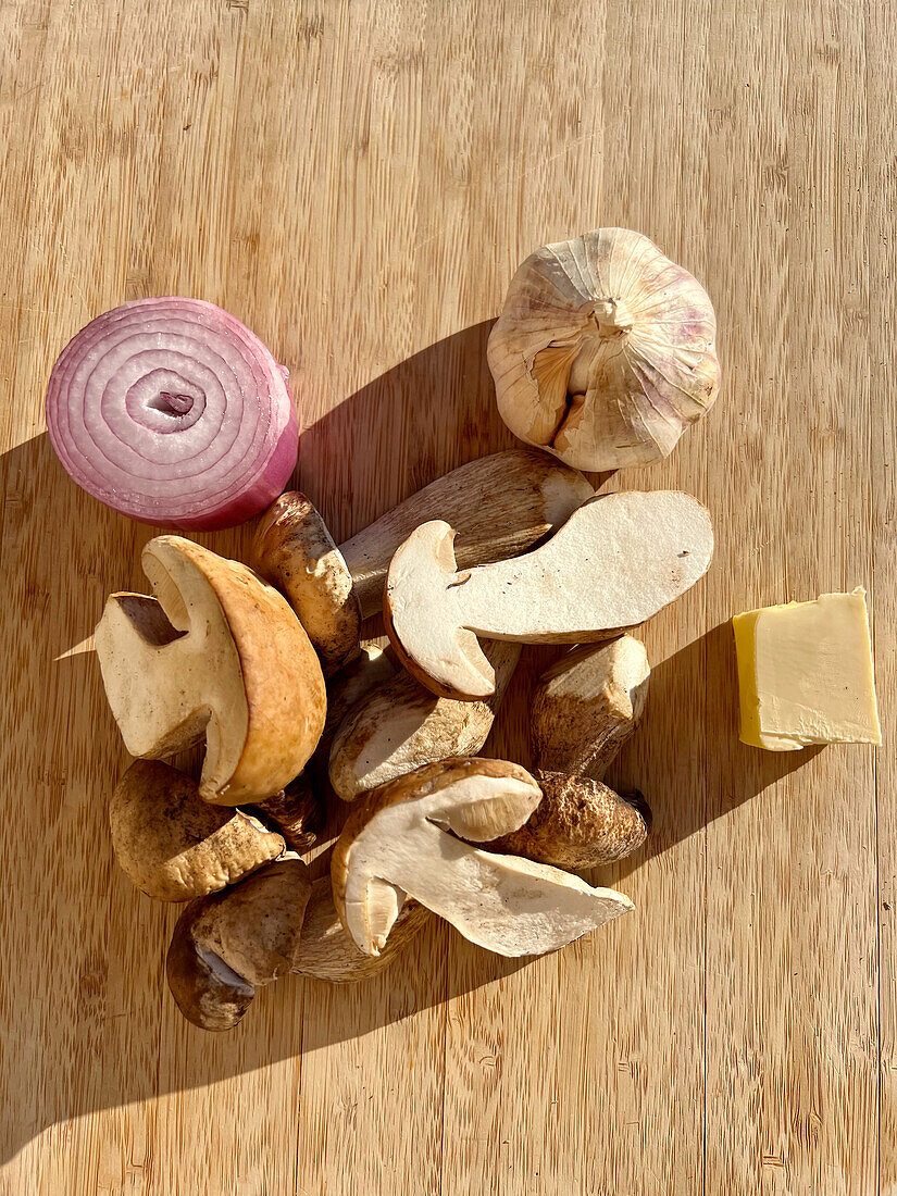 Ingredients for porcini mushroom bruschetta