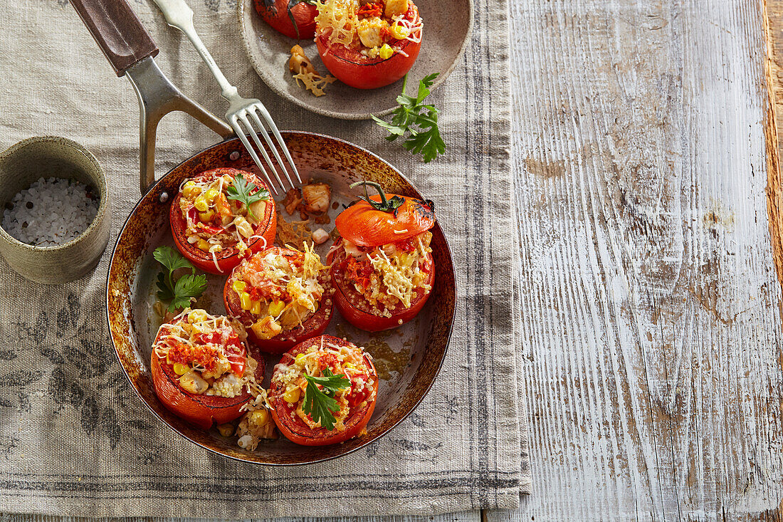 Tomatoes stuffed with quinoa and chicken
