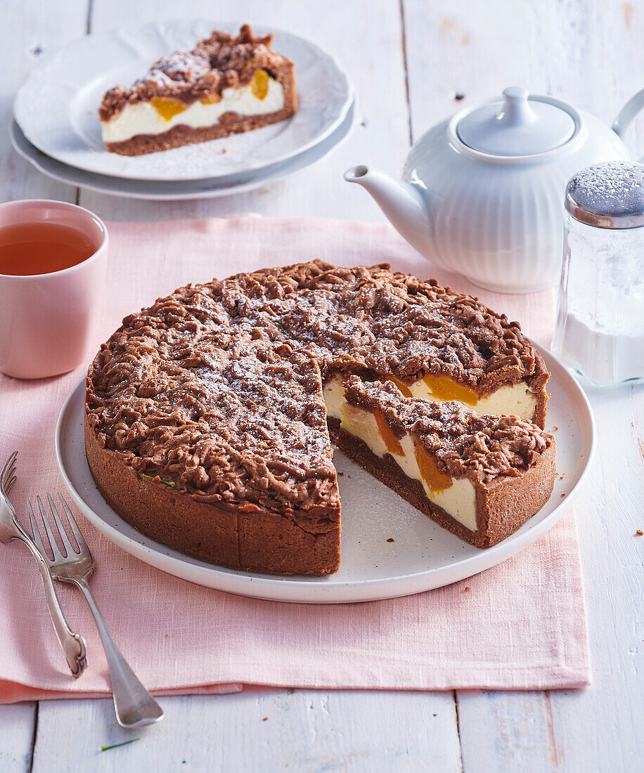 Cocoa quark cake with peaches