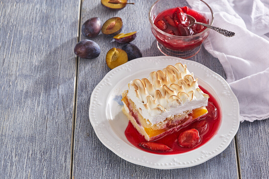 Plum cake with meringue topping