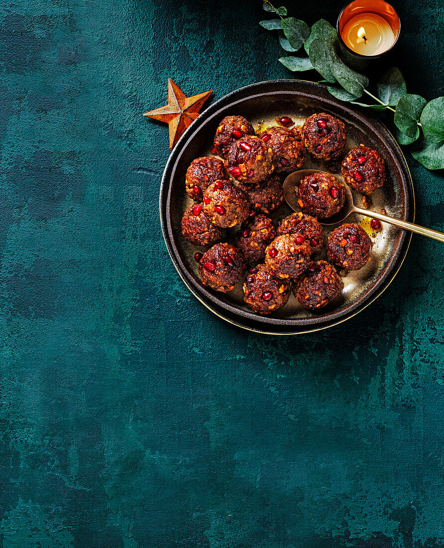 Christmas meatballs with pomegranate walnut filling