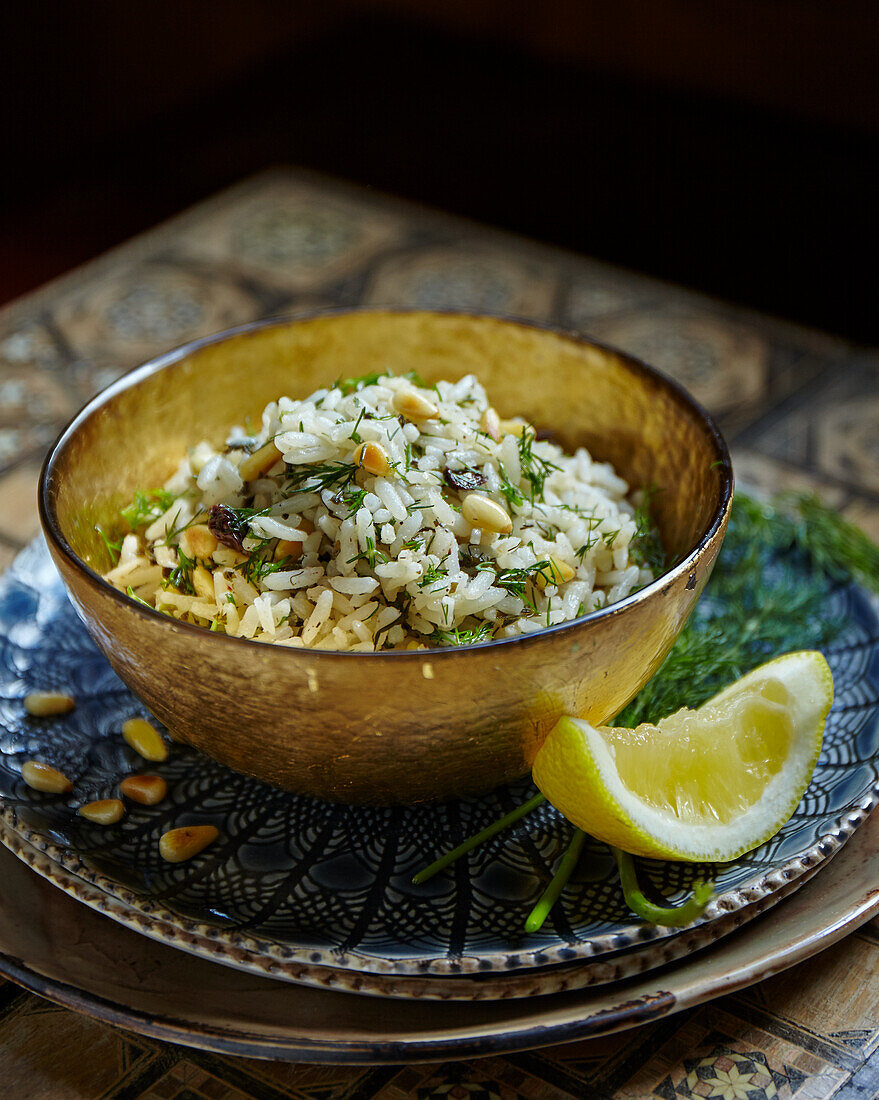 Reispilaf mit Lammleber, Pinienkernen und Johannisbeeren (Türkei)