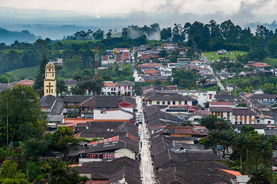 Blick über Salento, UNESCO-Welterbe, Kaffee-Kulturlandschaft, Salento, Kolumbien, Südamerika