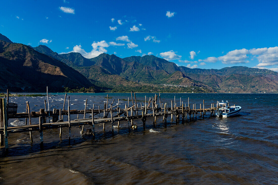 Schöner Atitlan-See, Guatemala, Mittelamerika