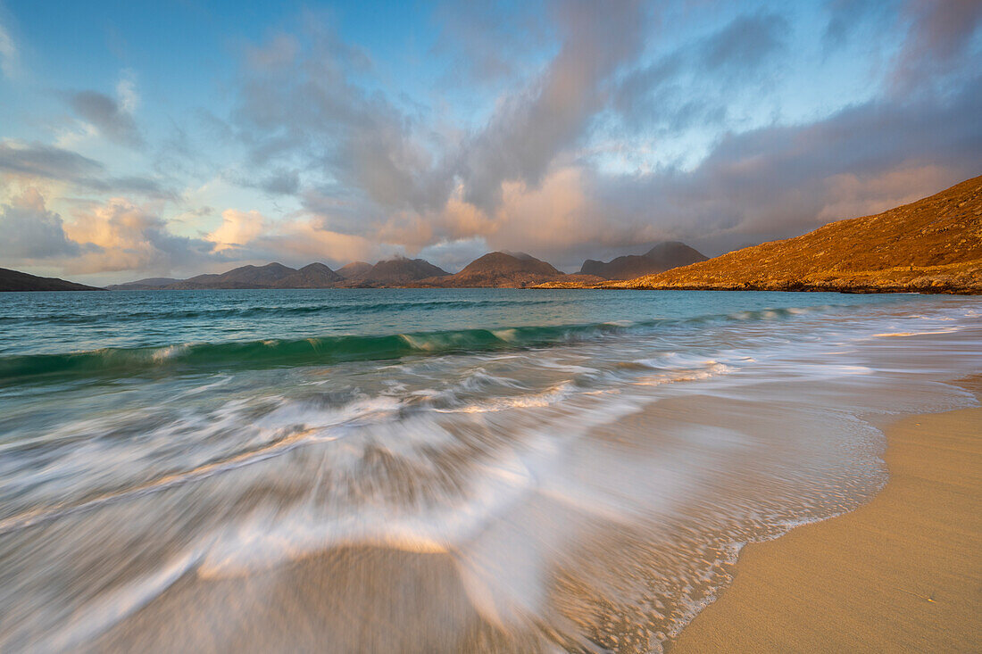 Luskentyre Beach an der Westküste der Isle of Harris, Äußere Hebriden, Schottland, Vereinigtes Königreich, Europa