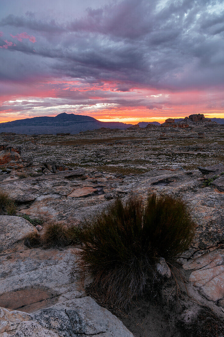 Sonnenuntergang über den Cederberg Mountains, Westkap, Südafrika, Afrika