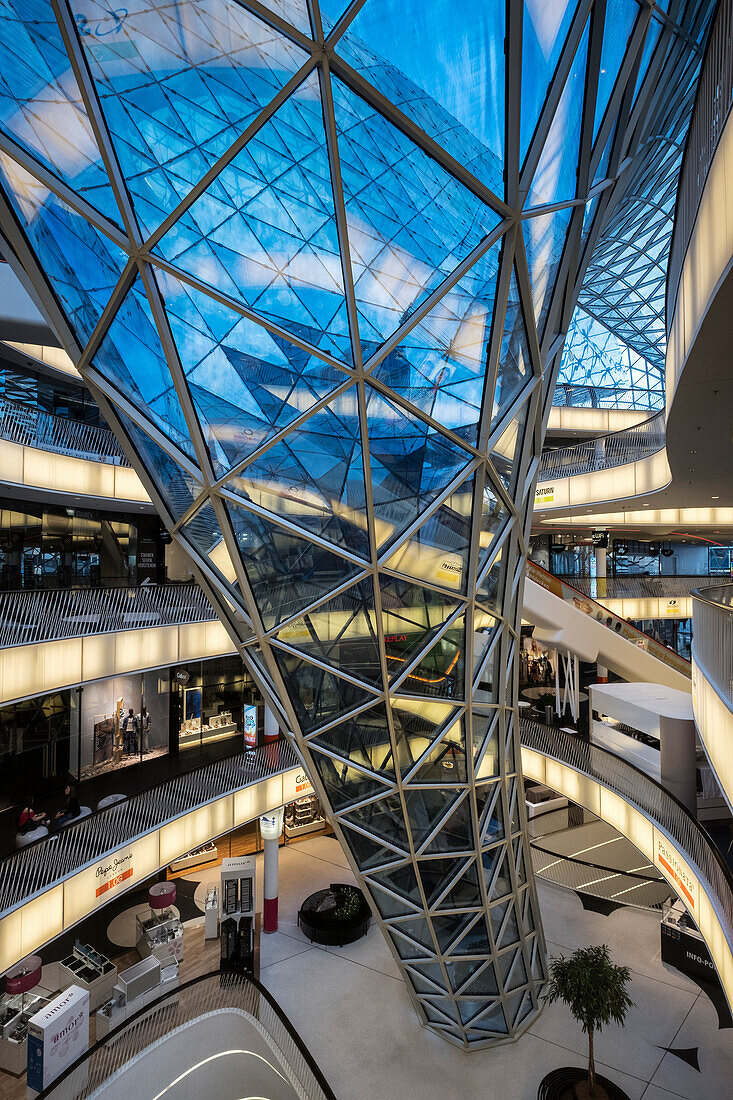 Moderne Architektur im Einkaufszentrum Zeilgalerie, Frankfurt, Hessen, Deutschland, Europa