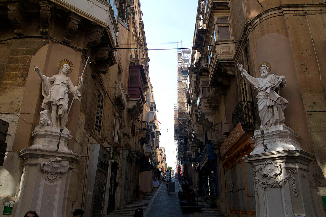 Zwei Ecken in der Straße von Valletta, Malta, Mittelmeer, Europa