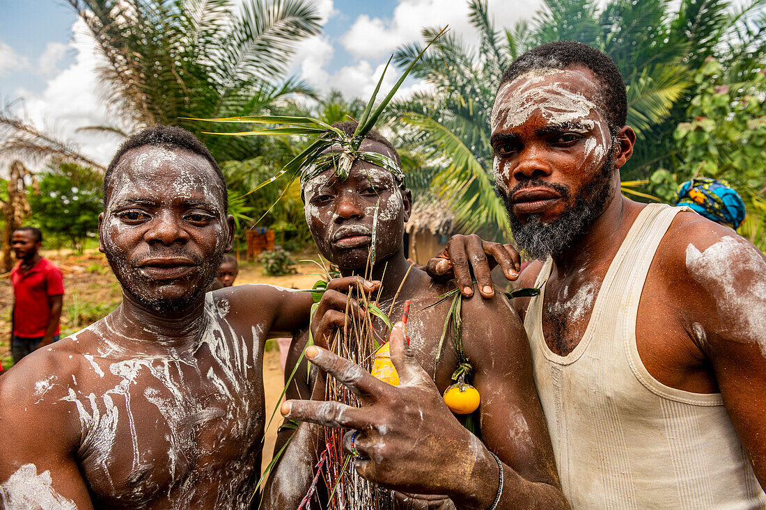 Pygmy warriors, Kisangani, Democratic Republic of the Congo, Africa