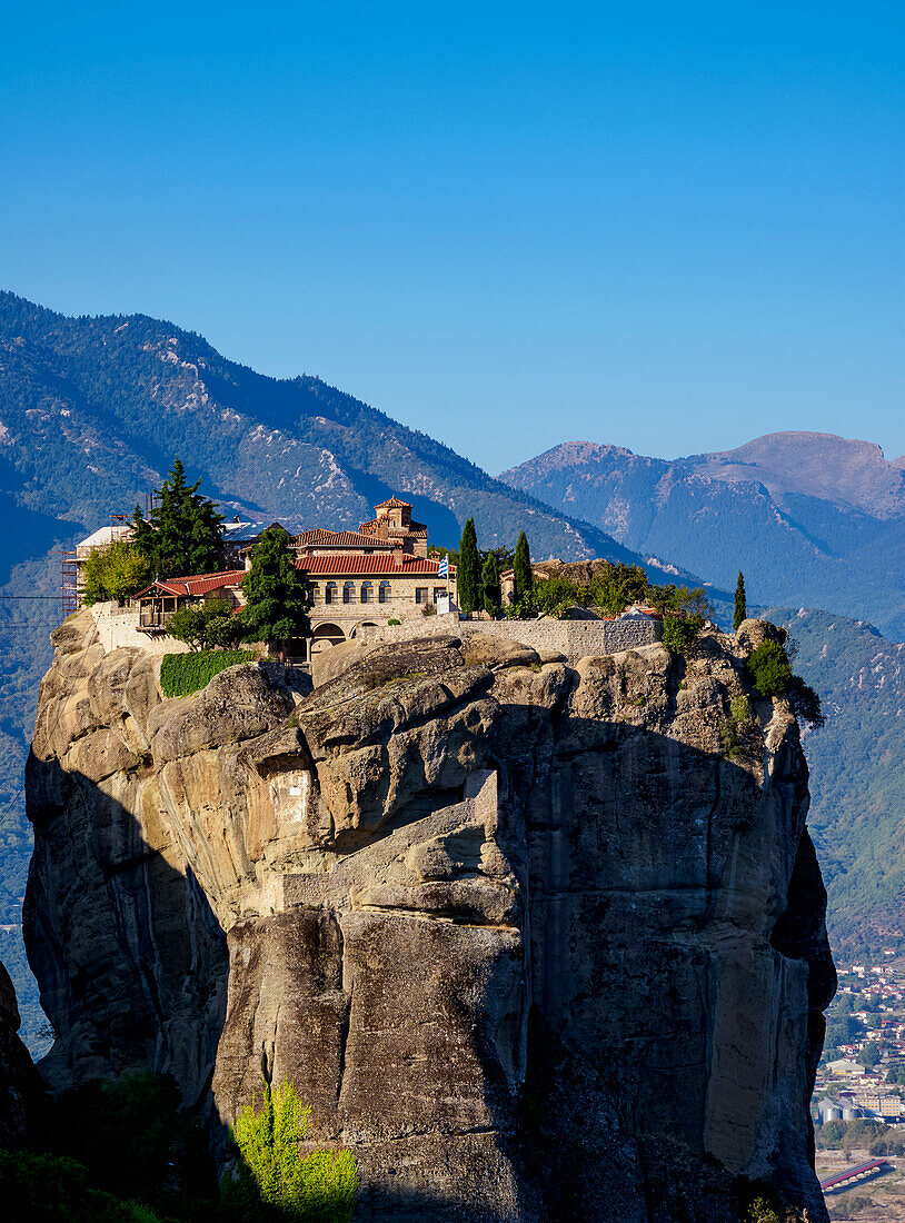 Monastery of the Holy Trinity, Meteora, UNESCO World Heritage Site, Thessaly, Greece, Europe