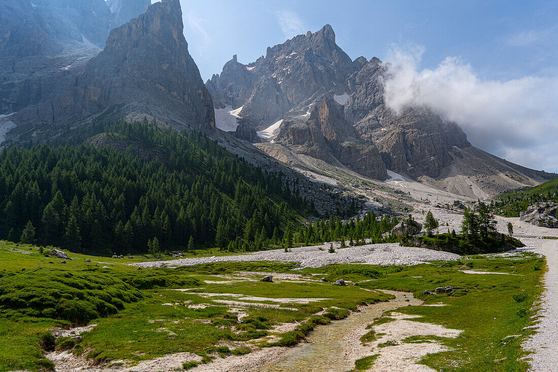 Cimon della Pala im Sommer, Venegiatal, Park Pale di San Martino, Dolomiten, Trentino, Italien, Europa