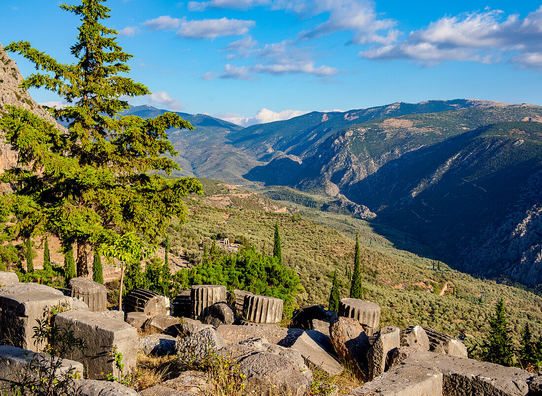 Delphi Archaeological Site, Pleistos River Valley, Delphi, UNESCO World Heritage Site, Phocis, Greece, Europe