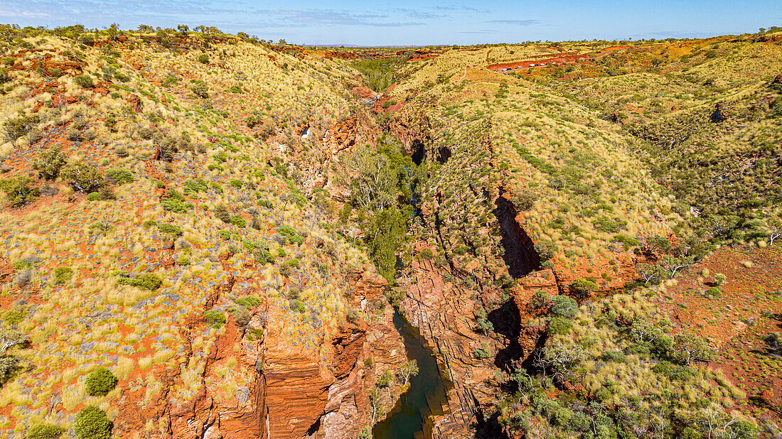 Luftaufnahme der Hammersley-Schlucht, Karijini-Nationalpark, Westaustralien, Australien, Pazifik