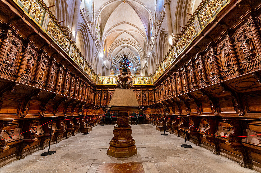 Innenraum der Kathedrale, Cuenca, UNESCO-Weltkulturerbe, Kastilien-La Mancha, Spanien, Europa