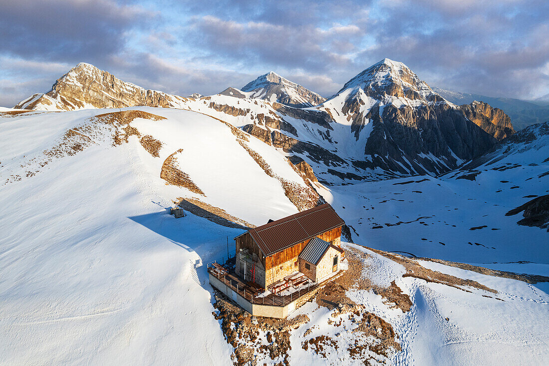 Berghütte Duca degli Abruzzi, Campo Imperatore, Nationalpark Gran Sasso, Apennin, L'Aquila, Region Abruzzen, Italien, Europa