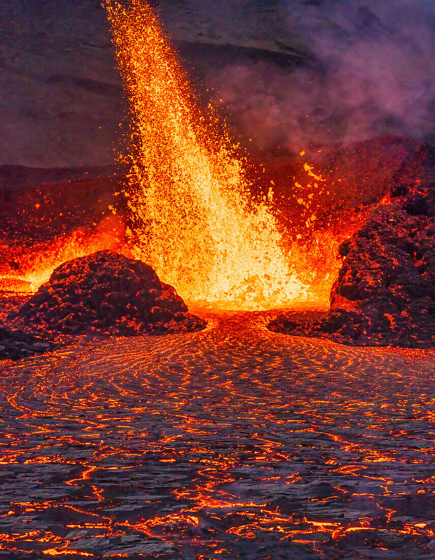 The recent re-eruption of Mount Fagradalsfjall and Geldingadalir Volcano, Southwest Peninsula, Iceland, Polar Regions