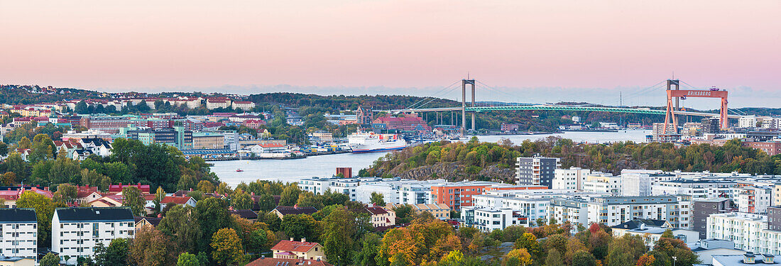 Docks in der Abenddämmerung